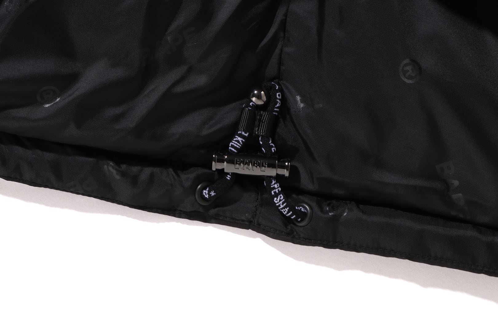 SOLID CAMO JACQUARD DOWN JACKET