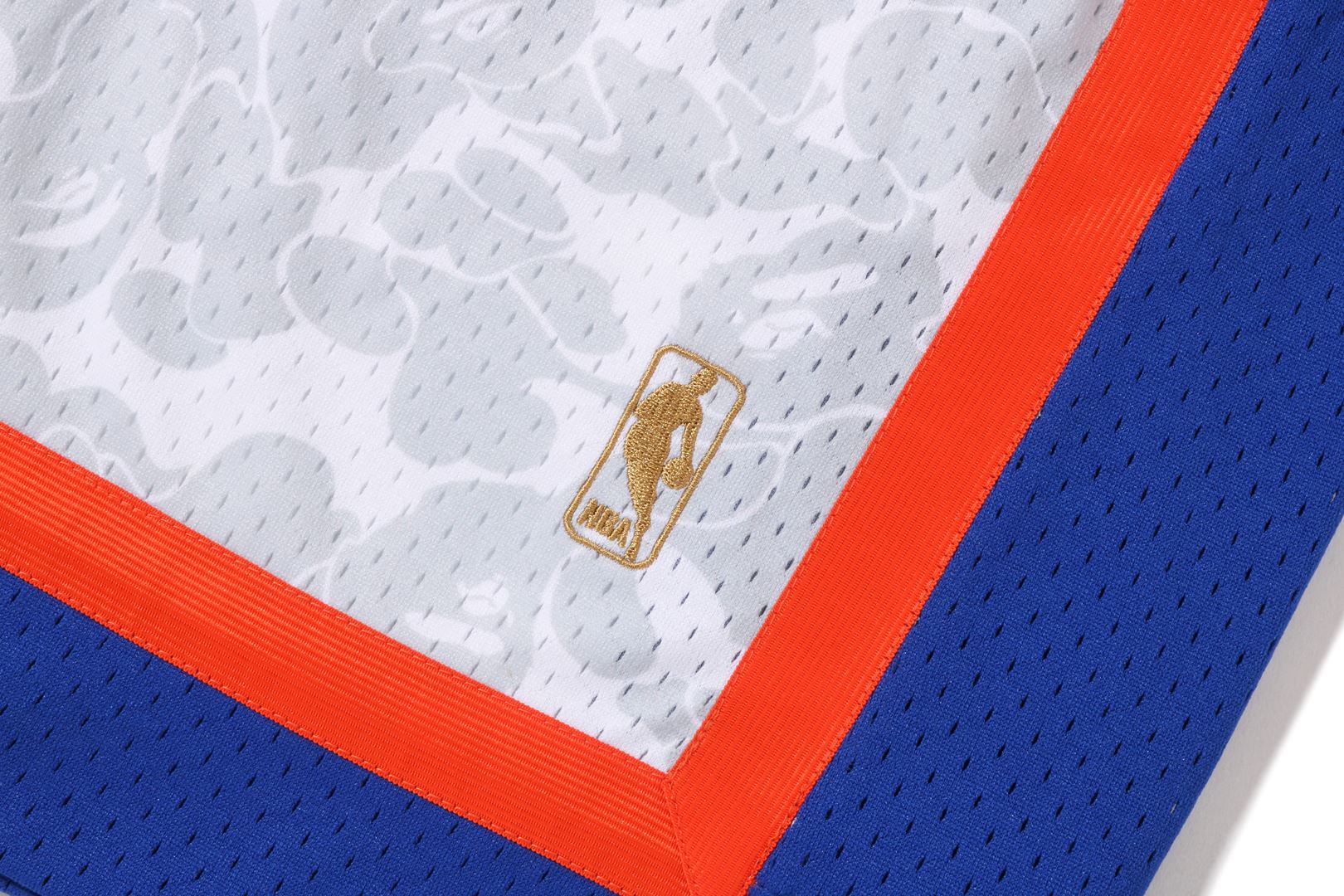 BAPEÂ® X MITCHELL & NESS NEW YORK KNICKS JERSEY SHORTS