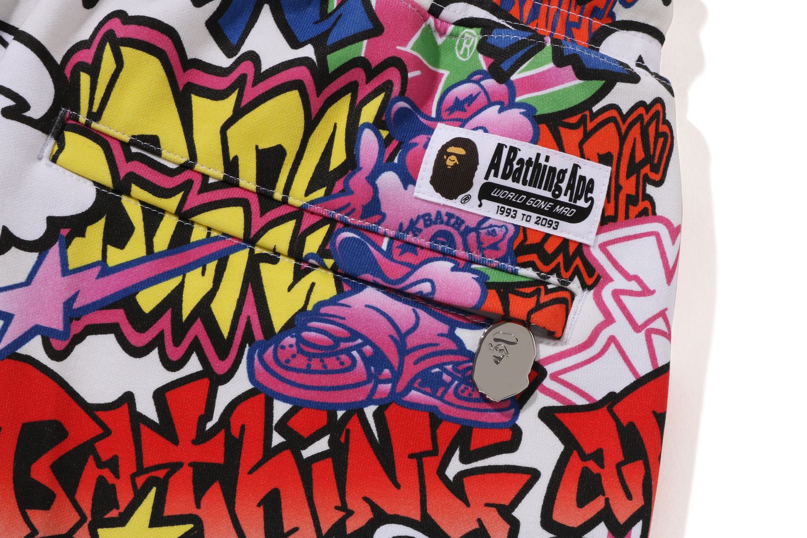 GRAFFITI PATTERN BEACH SHORTS