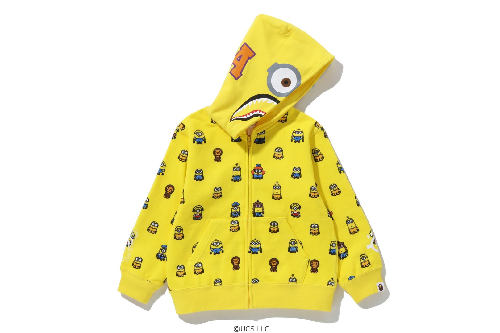 BAPEÂ® X MINIONS SHARK ZIP HOODIE