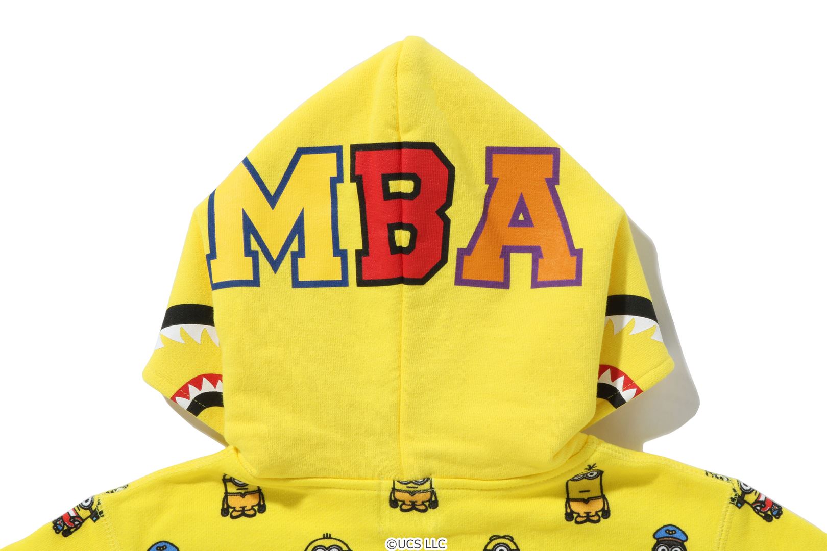 BAPEÂ® X MINIONS SHARK ZIP HOODIE